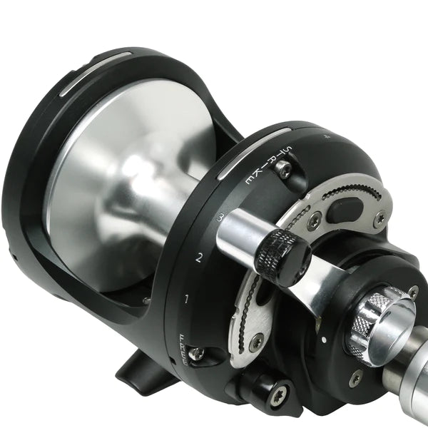 Okuma Makaira SEa 2-Speed Lever Drag Reels